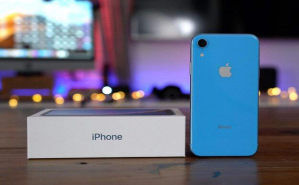 苹果削减两家中国零部件供应商订单 因iPhone XR未实现销售预期